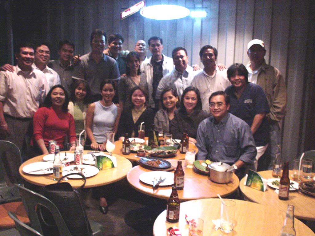 dec102001reunion.jpg